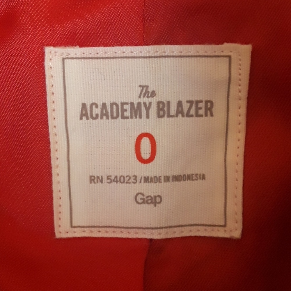Blazer - Picture 3 of 4
